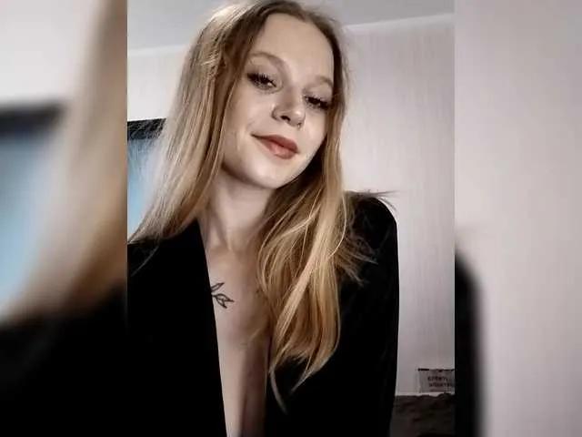 Offline 1biscuit1 on BongaCams