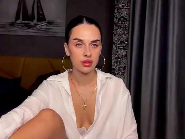 Anomaliya on BongaCams