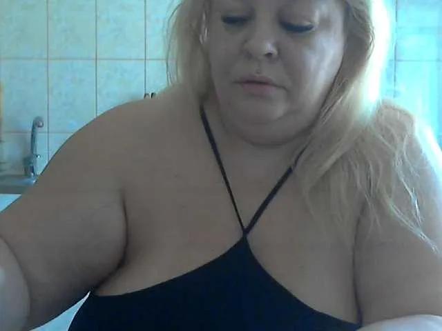AriannaMilf on BongaCams 