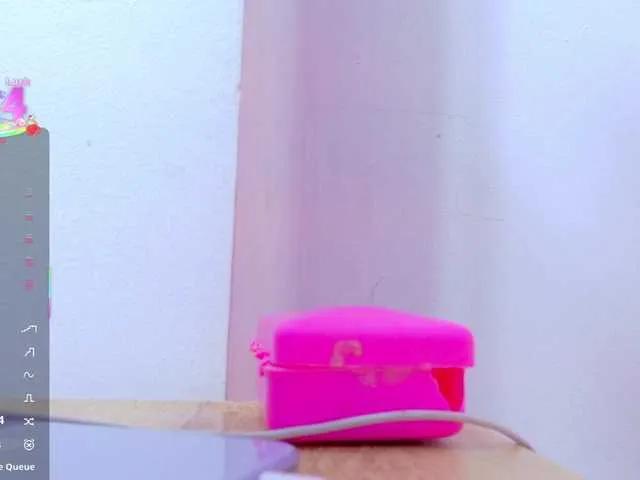 Offline Beautifulskinny18 on BongaCams