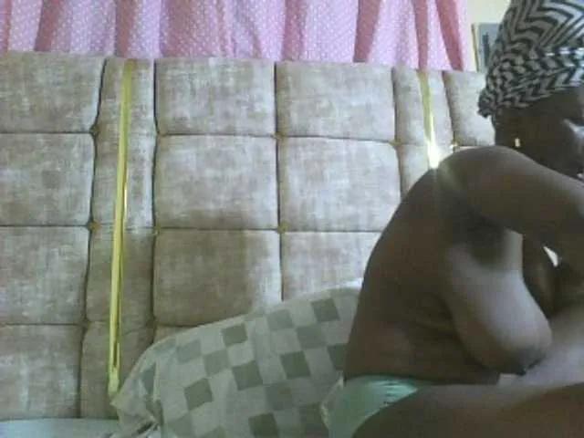 Offline Beauty-Queen1 on BongaCams
