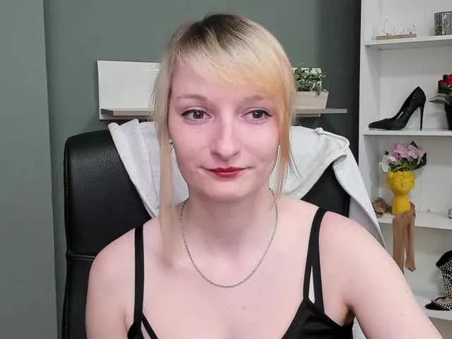 Offline BlairPlay on BongaCams