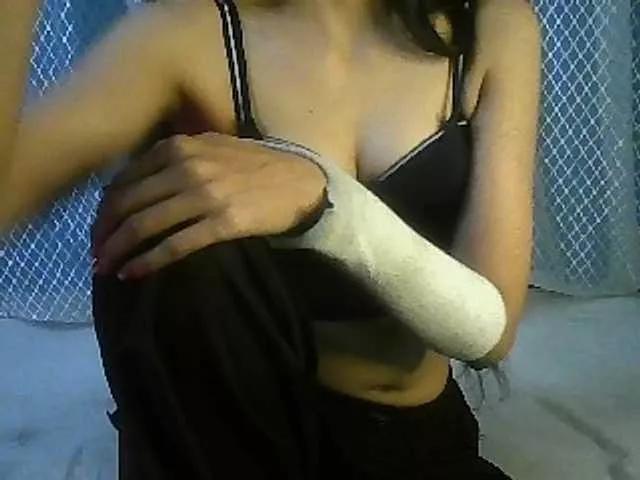 Offline Desire111 on BongaCams