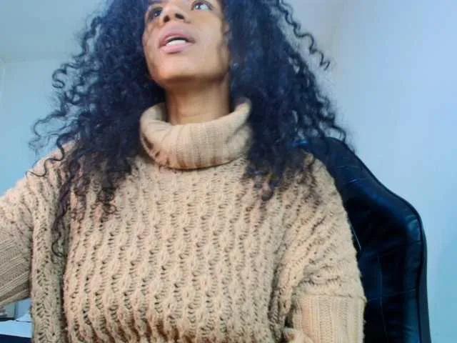 Ellie-Alves on BongaCams 