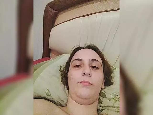 Offline Emaprincessa on BongaCams