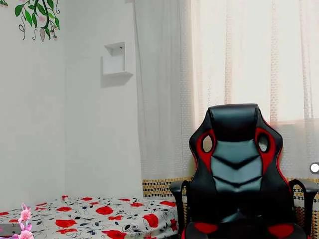 Offline Emely-peyton on BongaCams