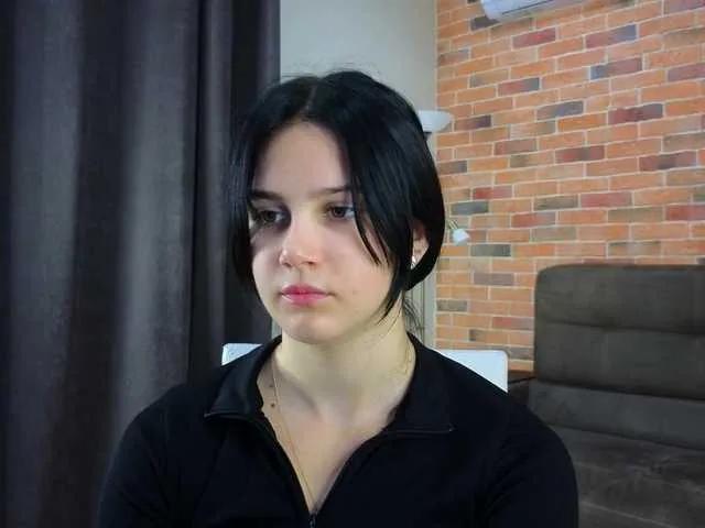 Offline EnricaElis on BongaCams