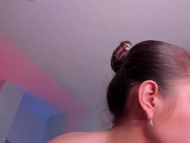 Offline ErikaBenz on BongaCams