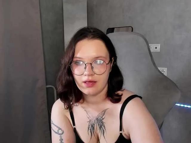Ficha-Fia on BongaCams