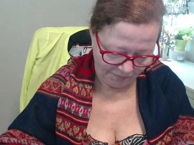 Offline flirty-adele on BongaCams