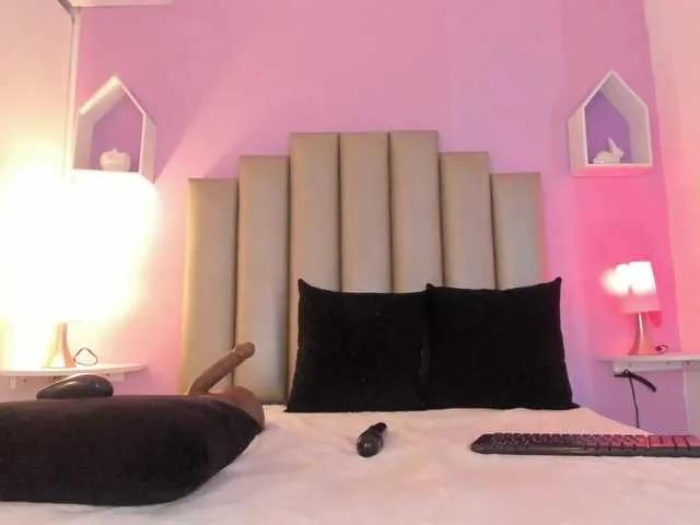 IssyRosse on BongaCams 