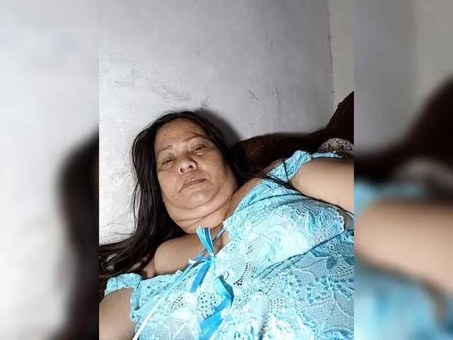 Offline jelyn87 on BongaCams