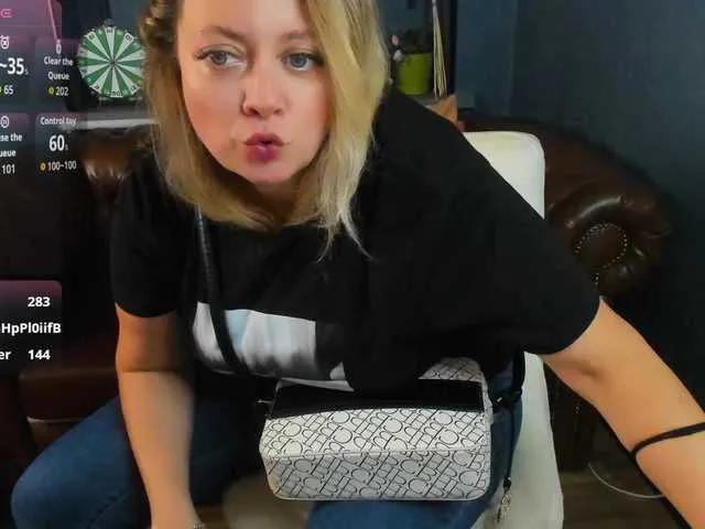 JessicaFoxie on BongaCams