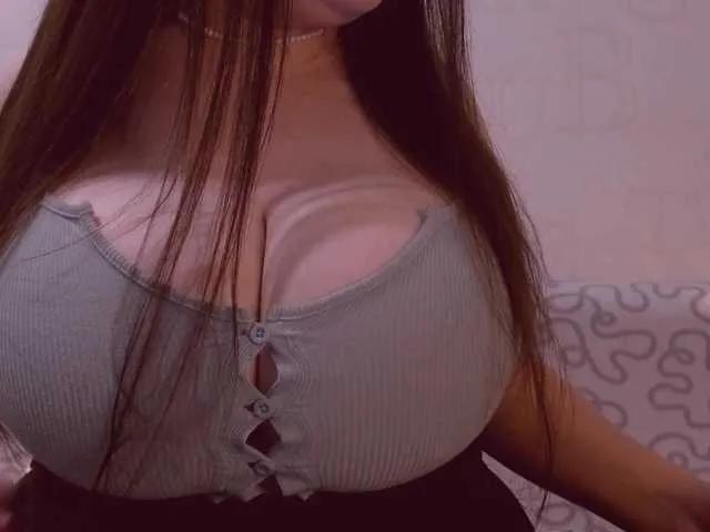 Offline juliajam1 on BongaCams