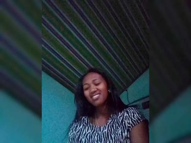 Offline Keirah on BongaCams