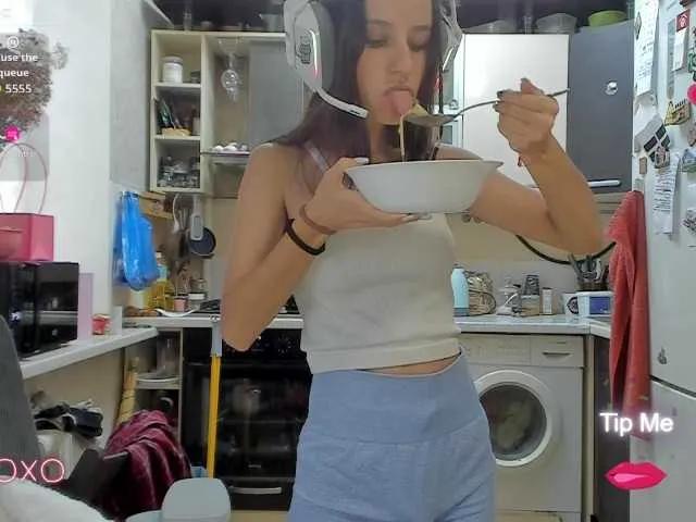 Offline KikNika on BongaCams