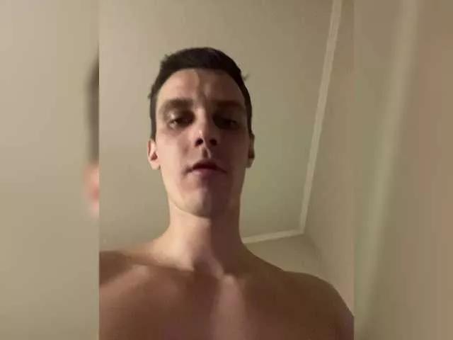 Offline Laylay13 on BongaCams