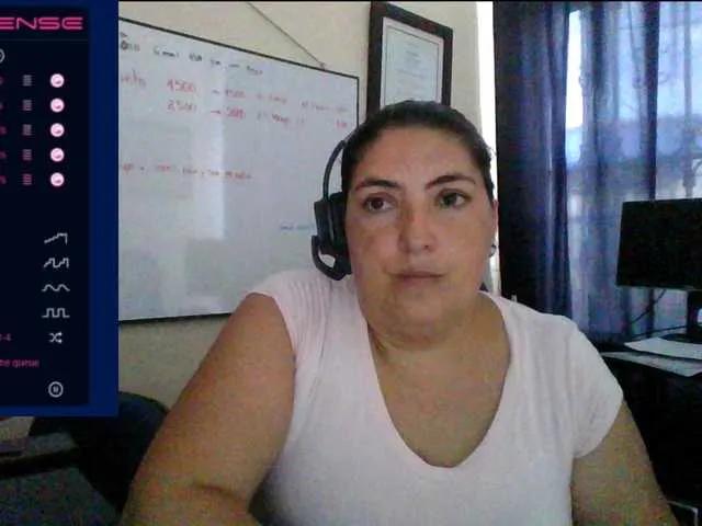 Freechat linamaria98 on BongaCams