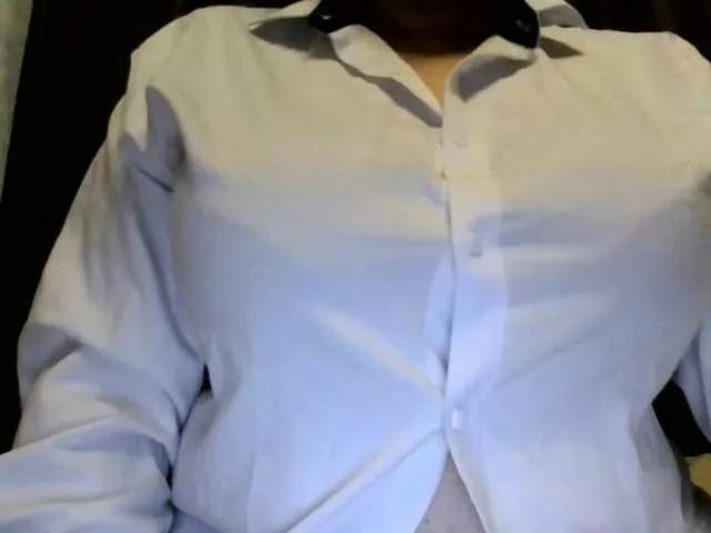 Checkout cute slut Littleg and her nude bod littleg from BongaCams