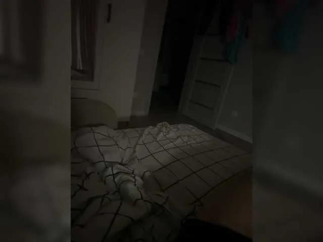 Offline Lovemilss on BongaCams