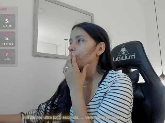 lucy-blue28 on BongaCams