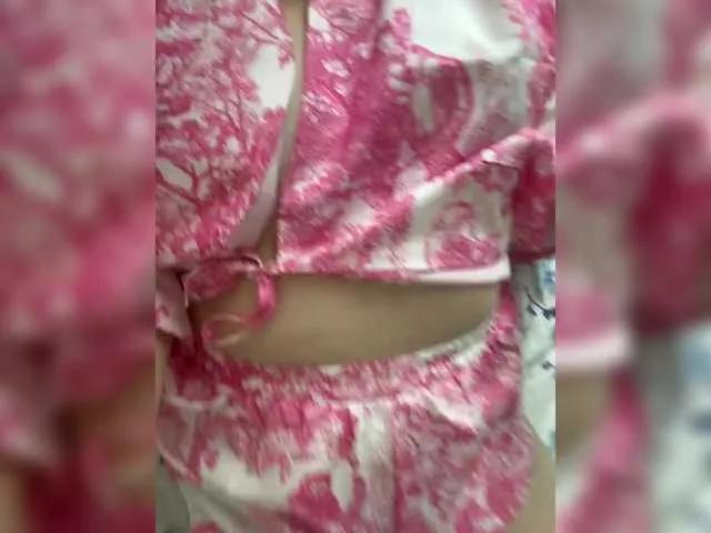MissLili20 on BongaCams 