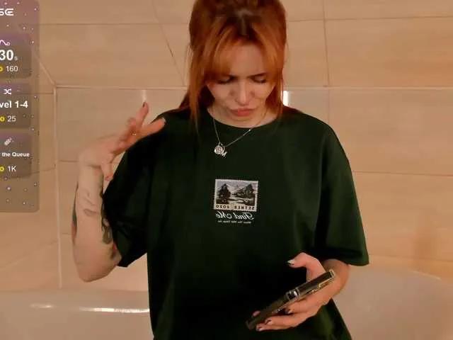 MissRedFox on BongaCams