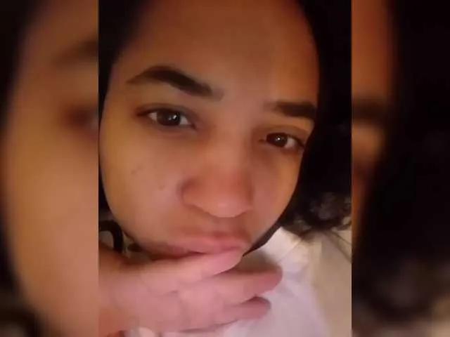 Mmmmmya on BongaCams 