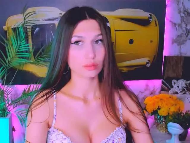 Offline Mollyinyourmind on BongaCams