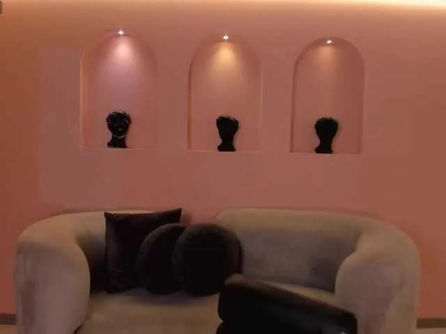 Offline NiaSalvatore on BongaCams