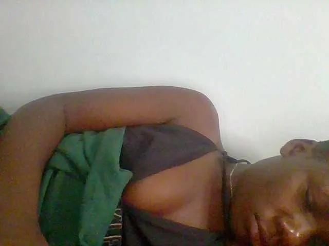 Freechat Nicely-spiced on BongaCams