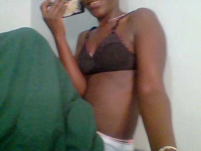 Freechat Nicely-spiced on BongaCams