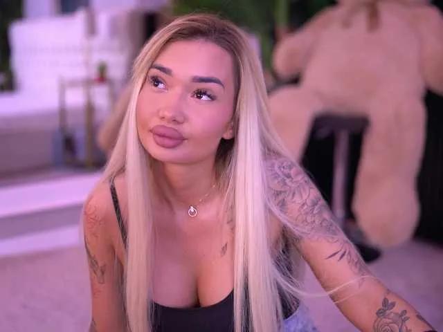 SashaFerrera on BongaCams