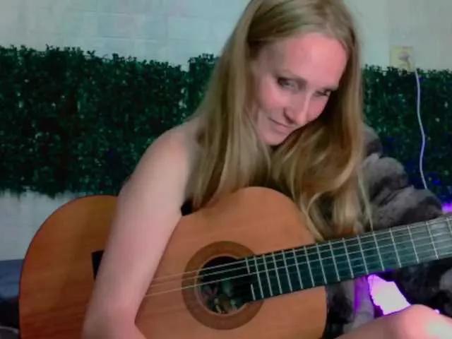 Offline Sccarlets on BongaCams