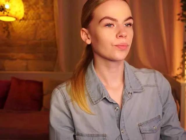 Offline SnowwBarbie on BongaCams