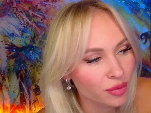 Offline SweetGerl00 on BongaCams