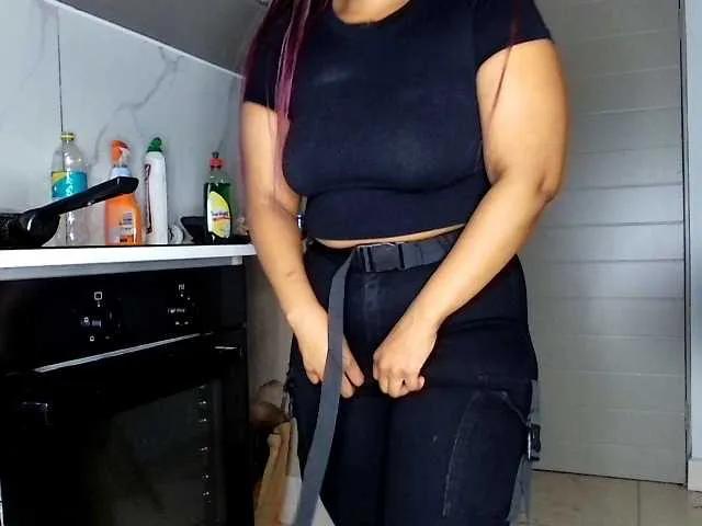 Sweetheartcocomwllow on BongaCams 