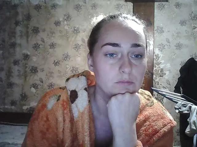 Offline Yana36 on BongaCams