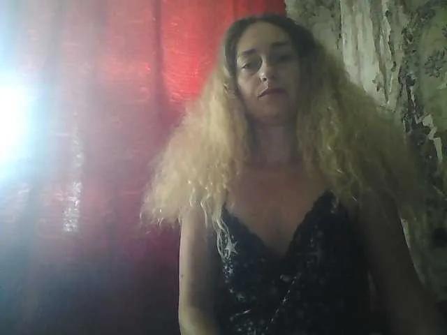 Offline Yana36 on BongaCams