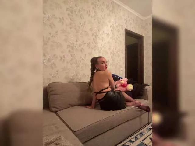 Check out sexy model YuGoVi and their unclothed build YuGoVi from BongaCams