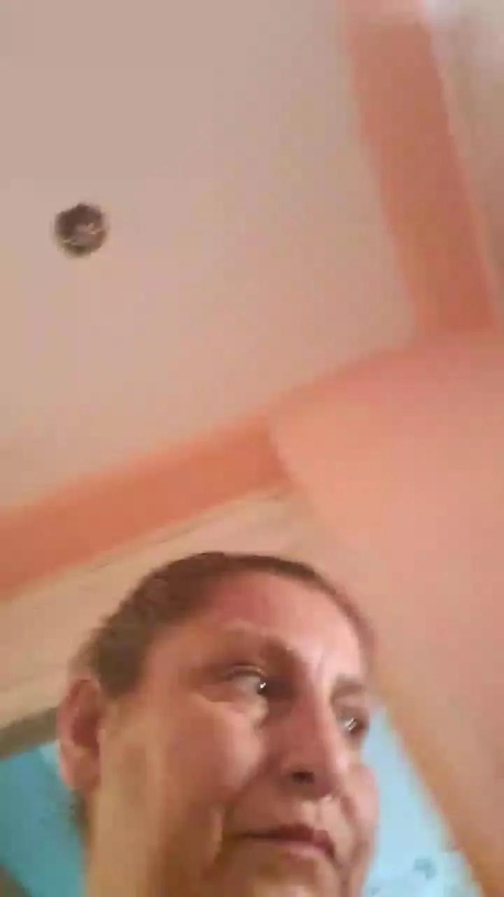 Offline 27287735044 on Cam4