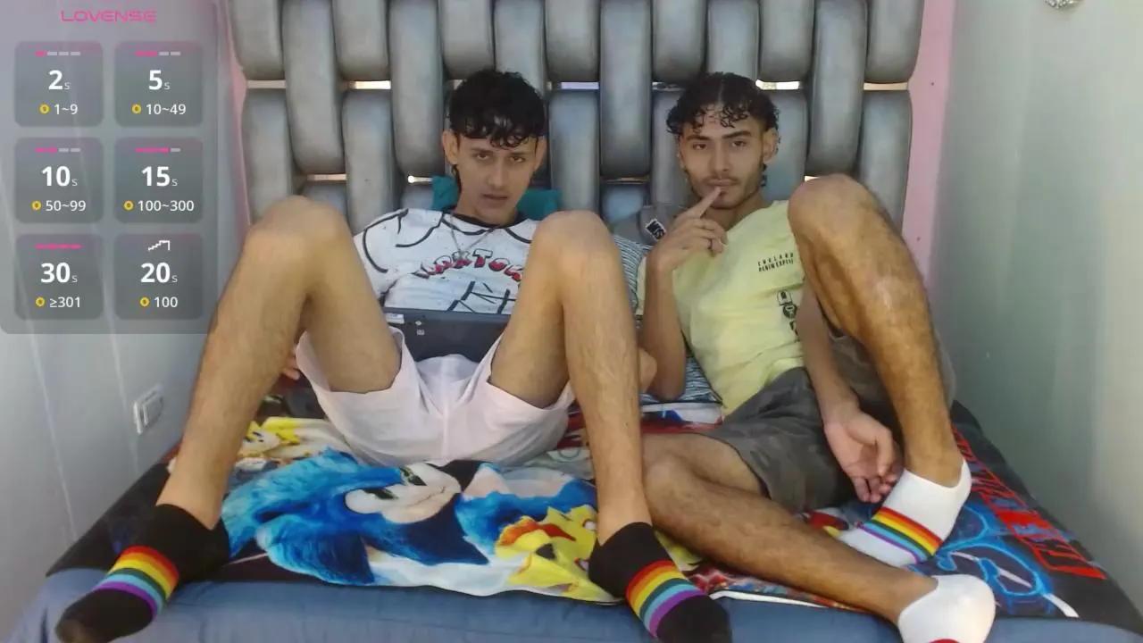 Offline ALENDERS on Cam4