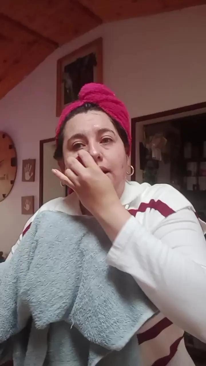 Offline ALICELEBEL_1995 on Cam4