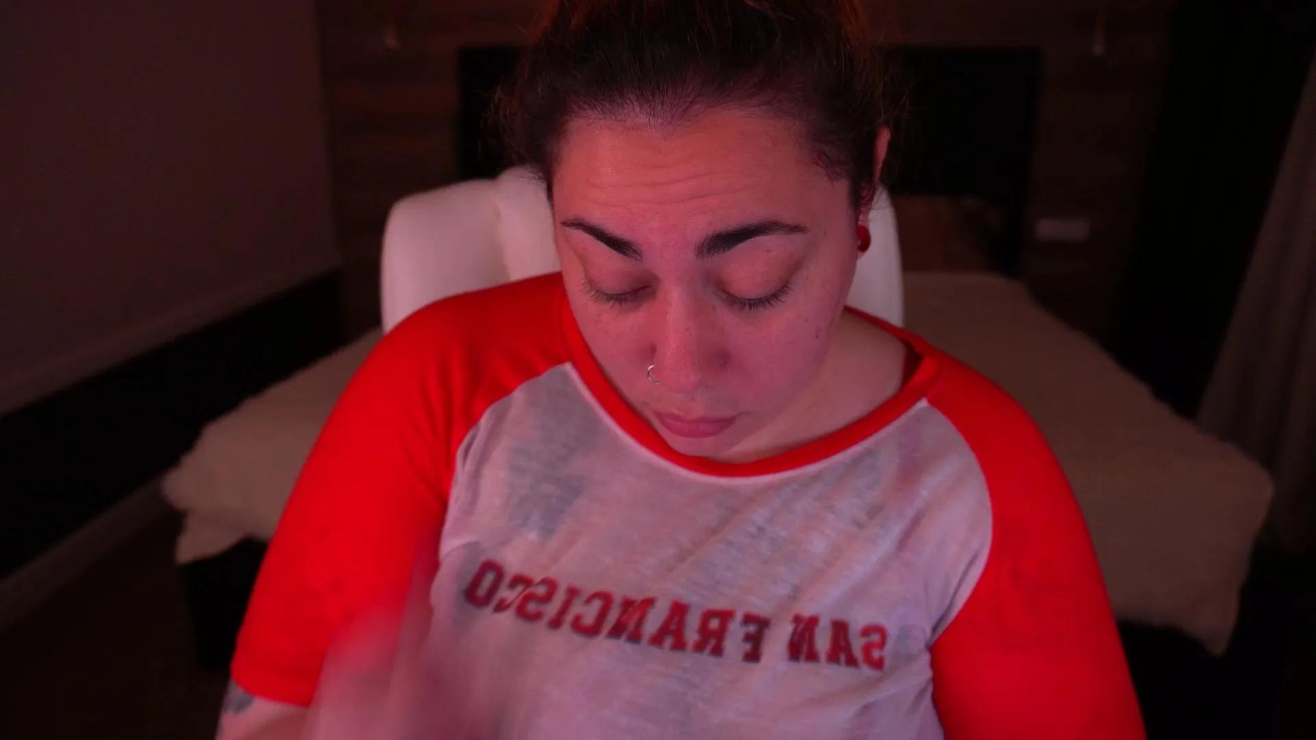 AmazonkaStar on Cam4 