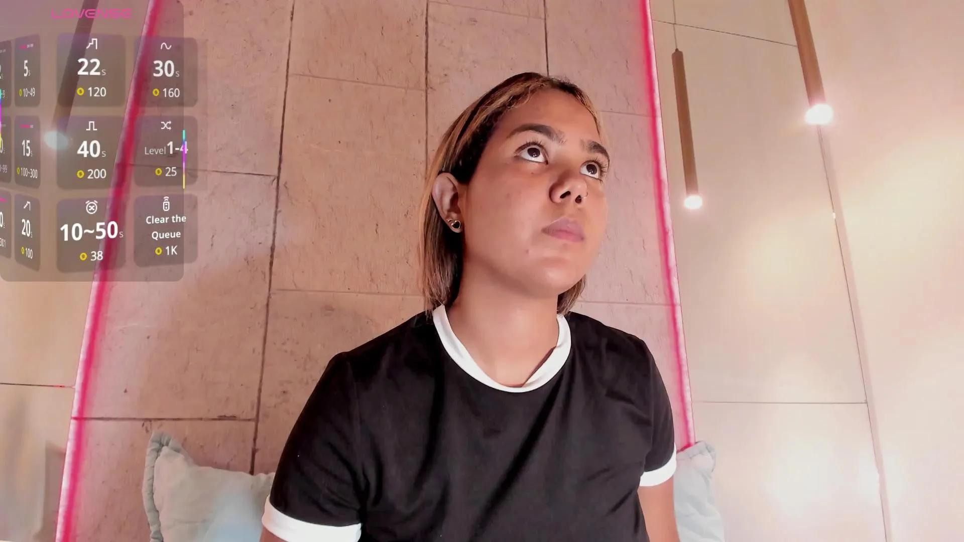 anaelle_bardinn on Cam4 