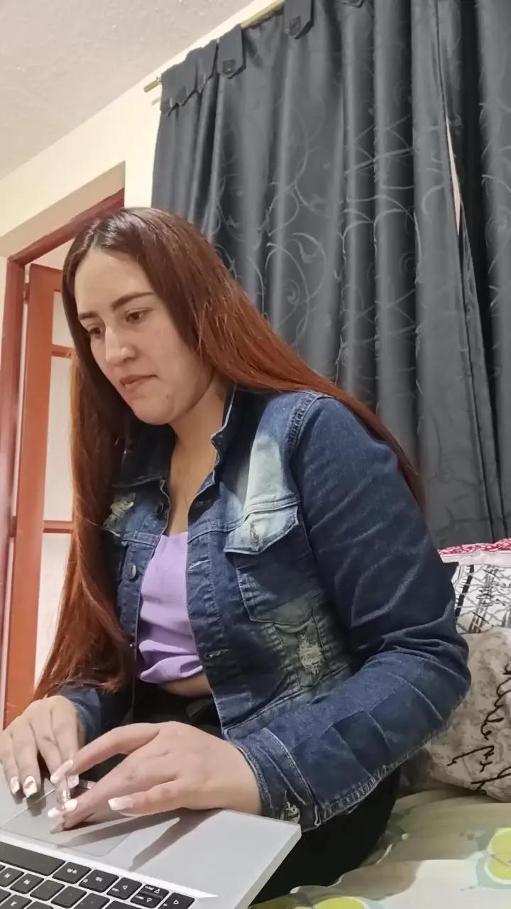 Offline Anais_M on Cam4