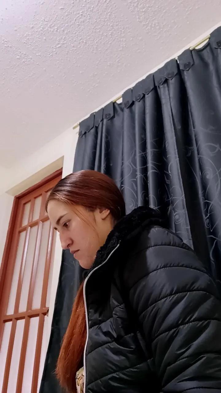 Offline Anais_M on Cam4