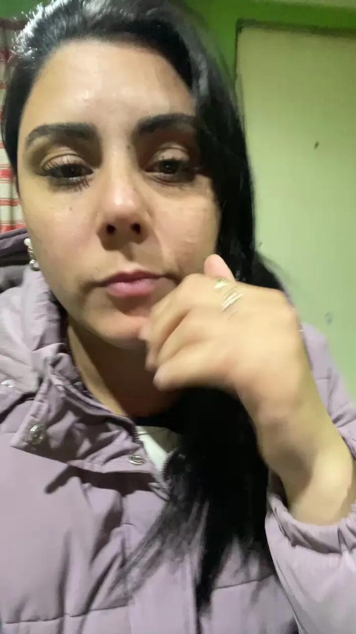 Offline Anita1825 on Cam4