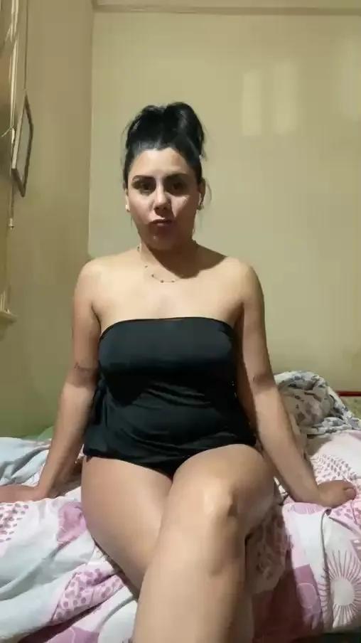 Offline Anita1825 on Cam4