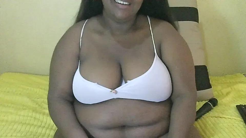 AnnabigpussyXO on Cam4 